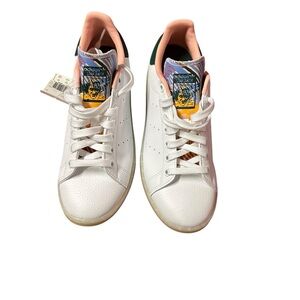 Adidas Women's Stan Smith "White Collegiate Green" size 8